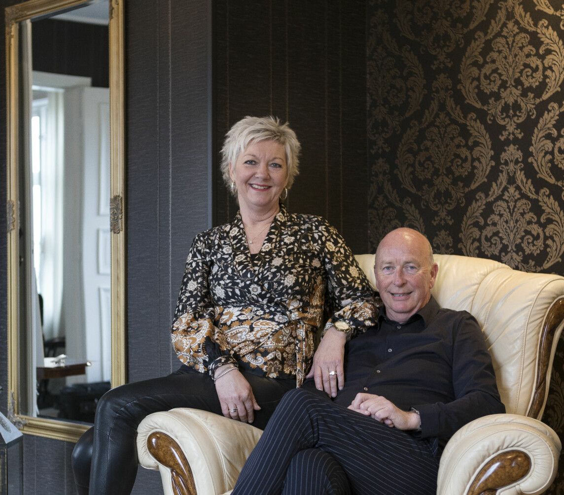 Det blev väldigt spännande framför tv:n när Anna-Lena och Peter insåg att en storvinst skulle bli deras. Anna-Lena och Peter vann 7,5 miljoner