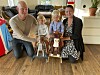 Paret höll sin tvillinggraviditet hemlig fram till födseln. Sedan gav de Jörgen och Elisabeth något att klura på när de skrev till Jörgen att de fått en son och till Elisabeth att de fått en dotter.