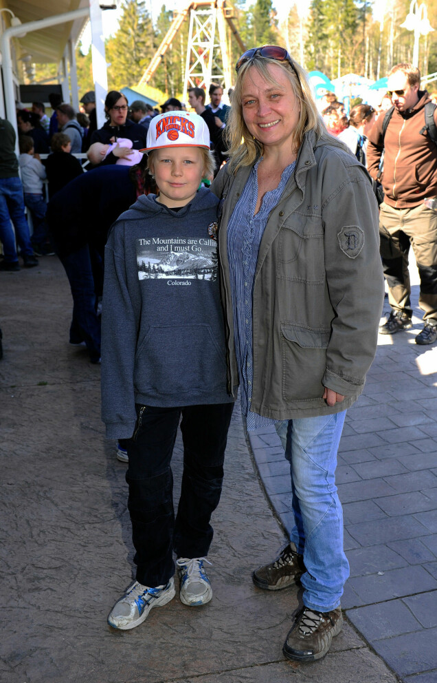 Kul på Kolmården tillsammans med sonen Ludvig 2012. Kul på Kolmården tillsammans med sonen Ludvig 2012.