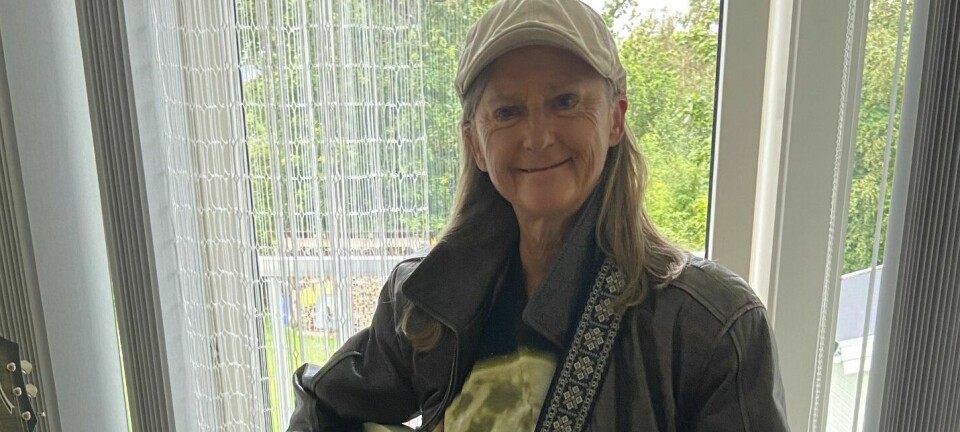 Lisbeth blev trubadur efter pensionen: ”Scenskräcken har jag lärt mig hantera”