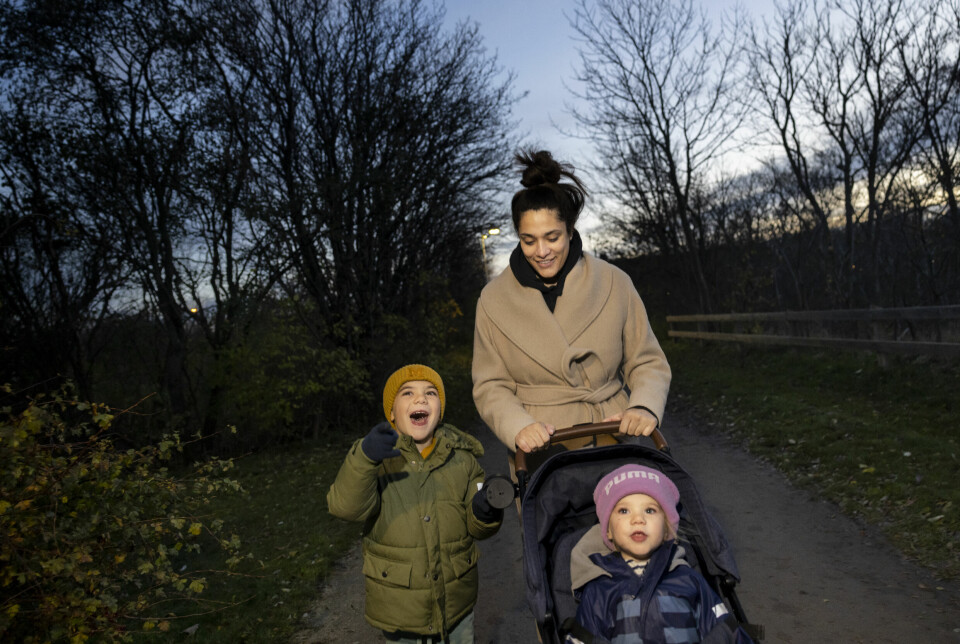 Farah med barnen Zakarias och Juni – men familjen är sällsynta gäster i offentligheten. Farah med barnen Zakarias och Juni – men familjen är sällsynta gäster i offentligheten.