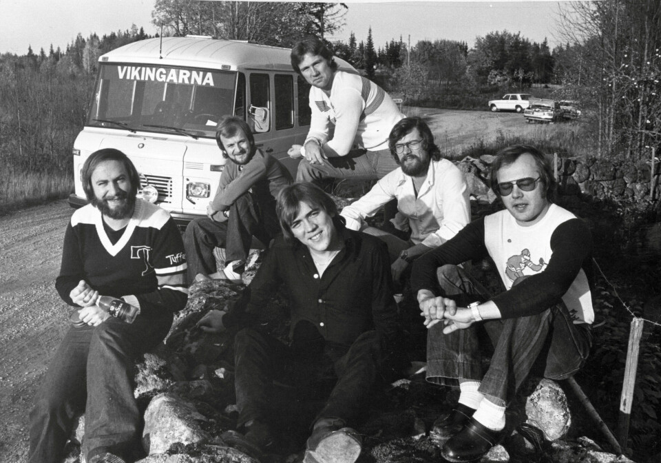 Vikingarna med Christer Sjögren i mitten 1978, året då han tog över som sångare i dansbandet efter Stefan Borsch. Vikingarna med Christer Sjögren i mitten 1978, året då han tog över som sångare i dansbandet efter Stefan Borsch.