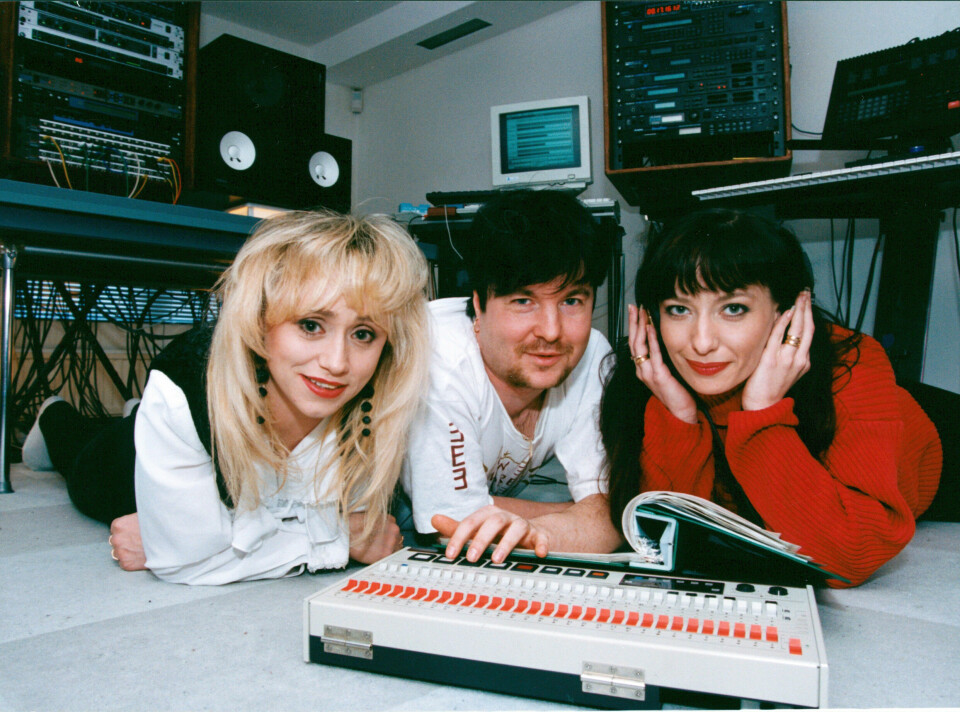 Med Peter Grönvall och Maria Rådsten som tillsammans med Nanne utgjorde musikgruppen One More Time. Året är 1994. Med Peter Grönvall och Maria Rådsten som tillsammans med Nanne utgjorde musikgruppen One More Time. Året är 1994.