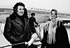 Här syns Arja med den grekiske kompositören Mikis Theodorakis år 1972. Arja betraktar honom som sin viktigaste mentor. Hon fick sitt internationella genombrott när hon tolkade hans musik.