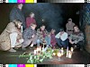 Vänner träffades på skolgården för att tända ljus för Thomas dagen efter mordet.