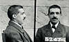Polisens bilder av Charles Ponzi. Han dog utblottad trots att han lurat till sig 15 miljoner dollar.