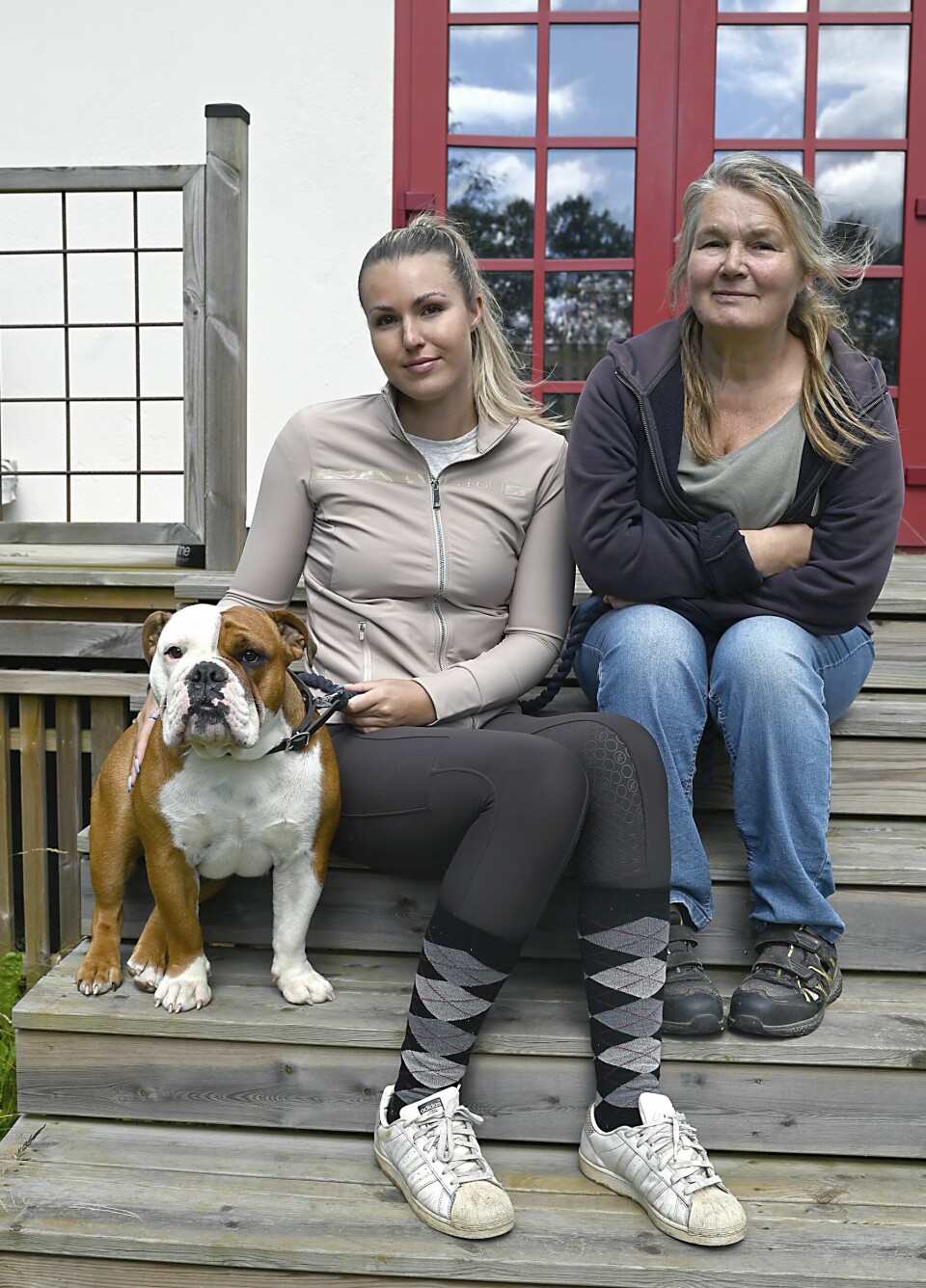 Dottern Julia, som bara var sju när katastrofen inträffade, var kvar hemma i Sverige. ”Sorgen har gjort oss ännu tajtare”, säger Malin. Dottern Julia, som bara var sju när katastrofen inträffade, var kvar hemma i Sverige. ”Sorgen har gjort oss ännu tajtare”, säger Malin.