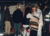 Chockade ungdomar tar hand om varandra på Stureplan i Stockholm efter skjutningen på Sturecompagniet den 4 december 1994.