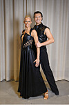 Carolinas danspartner i Let's dance är Hugo Gustafsson.