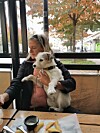 Annika med sin jack russel terrier Maya, som alltid var med,