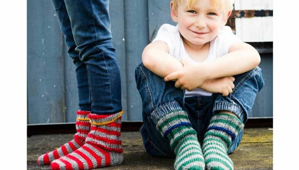 Så här gör du: Sticka randiga sockor