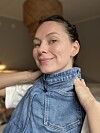 Sätt jeansen mot haslen.