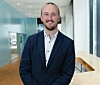 Leo Harder, expert på Vattenfall, guidar till hur du väljer rätt elavtal när du flyttar till hus.