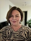 Monica driver eget företag där hon ger råd kring pension.