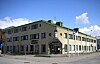 Parterna möttes i en förlikning i Varbergs tingsrätt. Mikael Blasiak godtog kommunens erbjudande om 400 000 kronor i ersättning och ett återtagande av avskedandet.