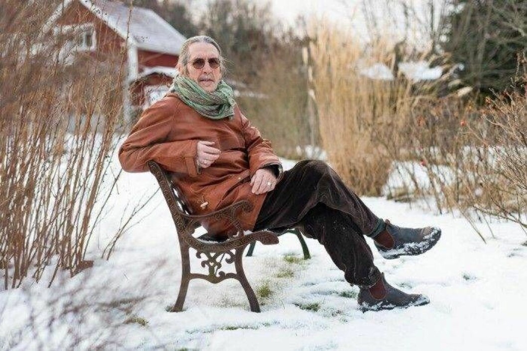Pappa Roy vid Johanna Sällströms minneslund