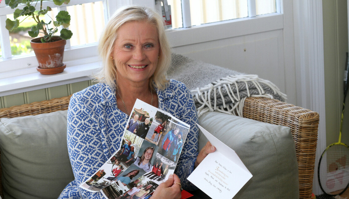 Helén Wallnedal har
under alla år kunnat se fram emot breven från Monica i Kanada, ända sedan de träffades som hastigast som turister
i Los Angeles för snart fyra decennier sedan. Foto: Susanne Stamming Helén Wallnedal har
under alla år kunnat se fram emot breven från Monica i Kanada, ända sedan de träffades som hastigast som turister
i Los Angeles för snart fyra decennier sedan. Foto: Susanne Stamming
