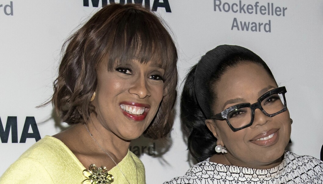 Gayle King har varit Oprahs bästa väninna sedan 1976. Gayle King har varit Oprahs bästa väninna sedan 1976.