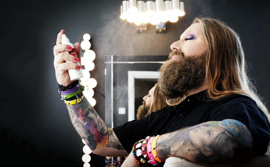 Rickard Söderberg tar emot i logen på Malmö Opera. Foto: Heléne Lindsjö Rickard Söderberg tar emot i logen på Malmö Opera. Foto: Heléne Lindsjö