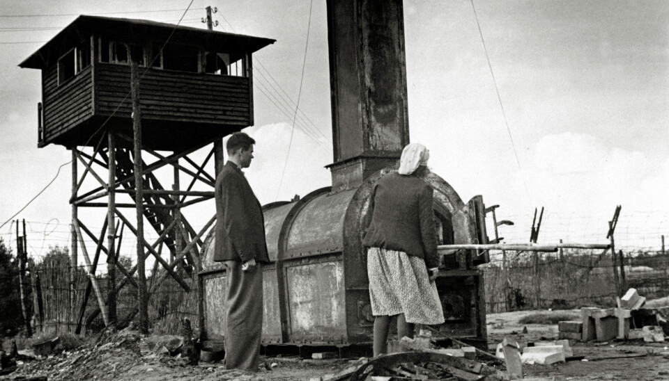 Jovan skrev dagbok när han var i elva år i lägret i Bergen-Belsen och har använt delar av sina minnesanteckningar i sina böcker. Foto: TT Jovan skrev dagbok när han var i elva år i lägret i Bergen-Belsen och har använt delar av sina minnesanteckningar i sina böcker. Foto: TT