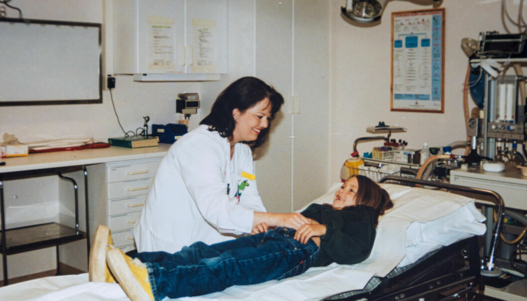 Tina har kirurgjour på lasarettet i Enköping, ca år 2000.