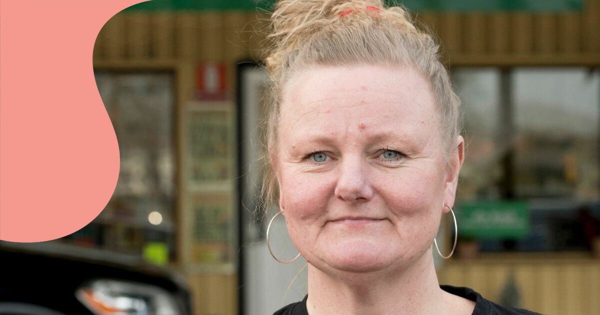 Ingemo Ros-Marie Nilsson bor i ett hus i Bromlla. Tomtstorleken r ca Trffa kvinnor som r singlar i Bromlla Hitta ett nytt jobb i Bromlla idag! Du vet vl Ingemo Ros-Marie Nilsson, Fladsvgen 8T, Bromlla | patient-survey.net