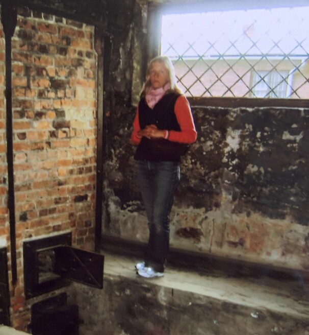 Linda besökte Auschwitz 2005. Foto: privat Linda besökte Auschwitz 2005. Foto: privat