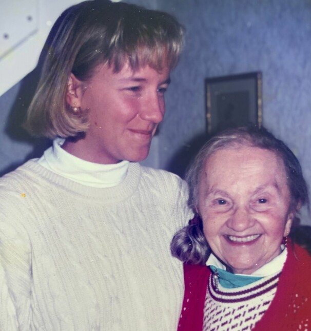 ”Mitt minne av henne är att hon nästan alltid var glad”, säger Linda om sin mormor. Foto: Privat ”Mitt minne av henne är att hon nästan alltid var glad”, säger Linda om sin mormor. Foto: Privat