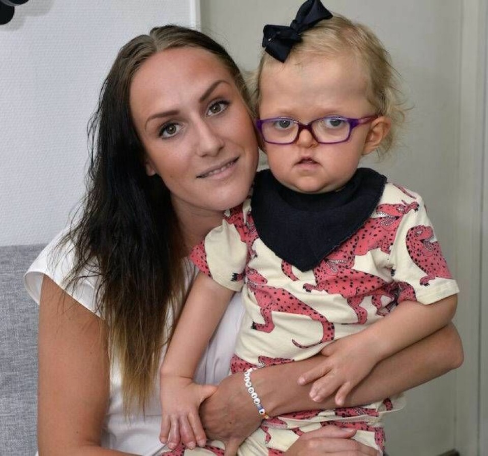– Vi hoppas att fotoprojektet med Minea kan öka förståelsen, säger mamma Simone. – Vi hoppas att fotoprojektet med Minea kan öka förståelsen, säger mamma Simone.