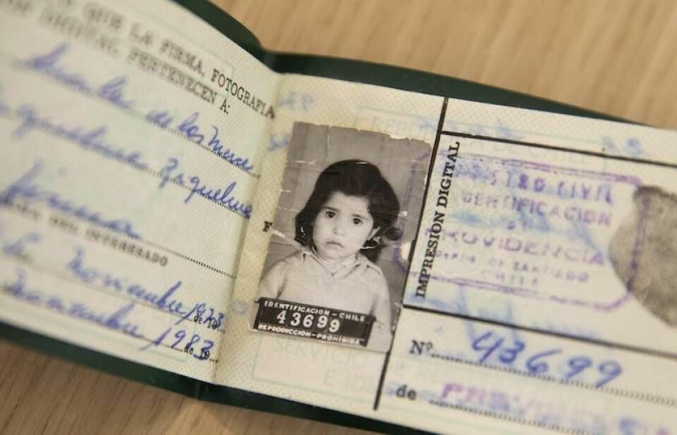 Lucila var fyra år när hon tvingades lämna Chile för Sverige. Här är hennes födelsebevis. Lucila var fyra år när hon tvingades lämna Chile för Sverige. Här är hennes födelsebevis.