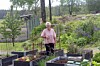 Marie arbetar som trädgårdsmästare tre dagar i veckan, resten av tiden tar hon hand om sin egen gård.
