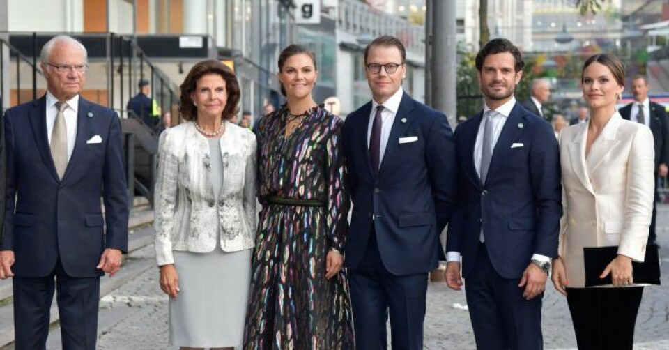 Snart reser de ut i landet. De kommande månaderna kommer hela Sverige få kungligt besök. Snart reser de ut i landet. De kommande månaderna kommer hela Sverige få kungligt besök.