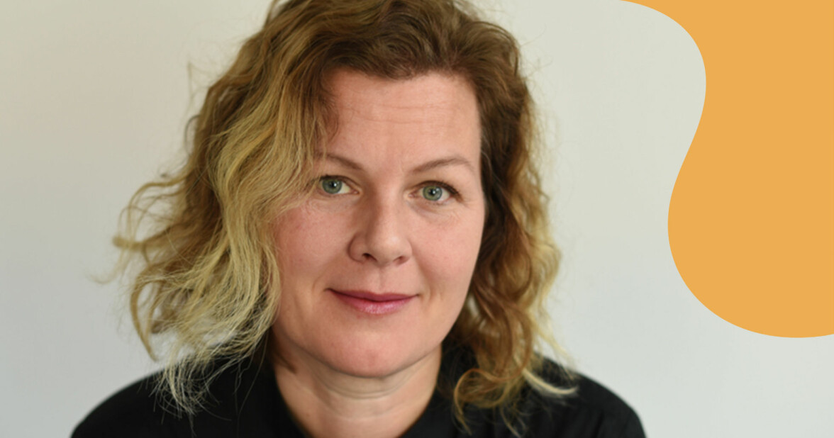 Anna Voltaire, författare, sexbarnsmamma, blivande läkare och designer. Och före detta utbränd. Foto: Pressbild Anna Voltaire, författare, sexbarnsmamma, blivande läkare och designer. Och före detta utbränd. Foto: Pressbild