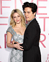 Lili Reinhart och Cole Sprouse