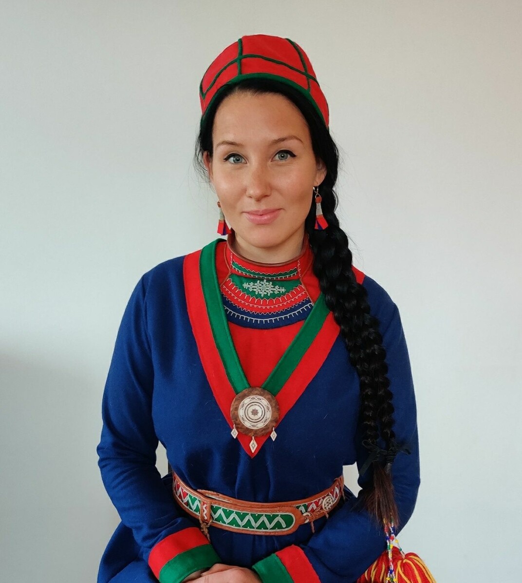 ”Jag kan veta på morgonen om jag klär mig i kolt att det kommer bli jobbigt att gå på stan. Folk kan kommentera och undra vad man är utklädd till”, säger Ina Omma. ”Jag kan veta på morgonen om jag klär mig i kolt att det kommer bli jobbigt att gå på stan. Folk kan kommentera och undra vad man är utklädd till”, säger Ina Omma.