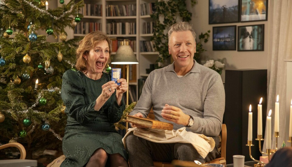 I filmen spelar Helen Sjöholm karaktären Lena, som är gift med Peder, spelad av Mikael Persbrandt. I filmen spelar Helen Sjöholm karaktären Lena, som är gift med Peder, spelad av Mikael Persbrandt.