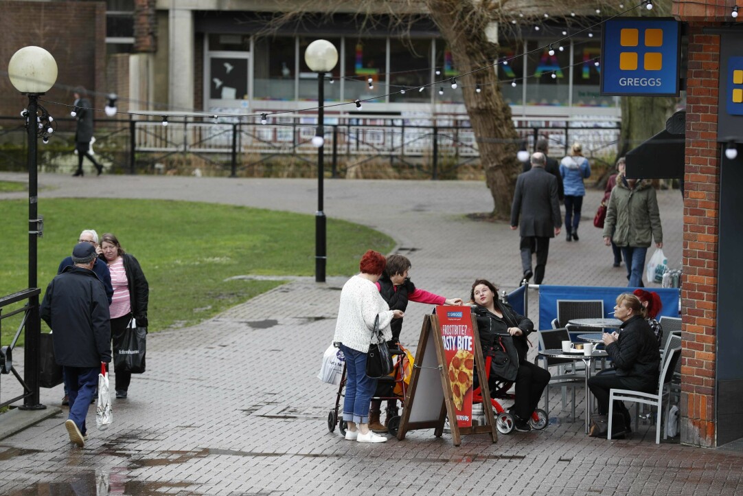 Här i centrala Salisbury segnade far och dotter Skripal ihop på en parkbänk. Spåren leder till Ryssland. Här i centrala Salisbury segnade far och dotter Skripal ihop på en parkbänk. Spåren leder till Ryssland.