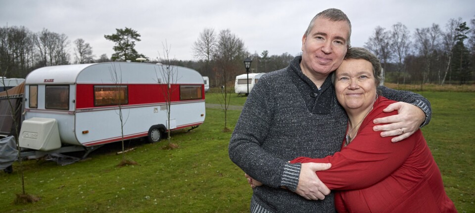 Thomas och Carina: Vi bor i husvagnen året om