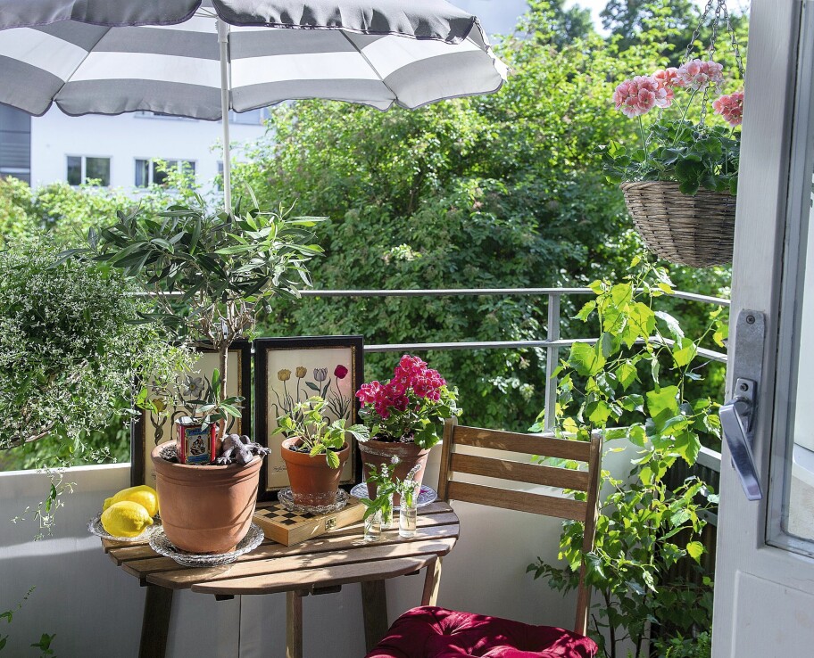 Förvandla en liten balkong till en skön oas