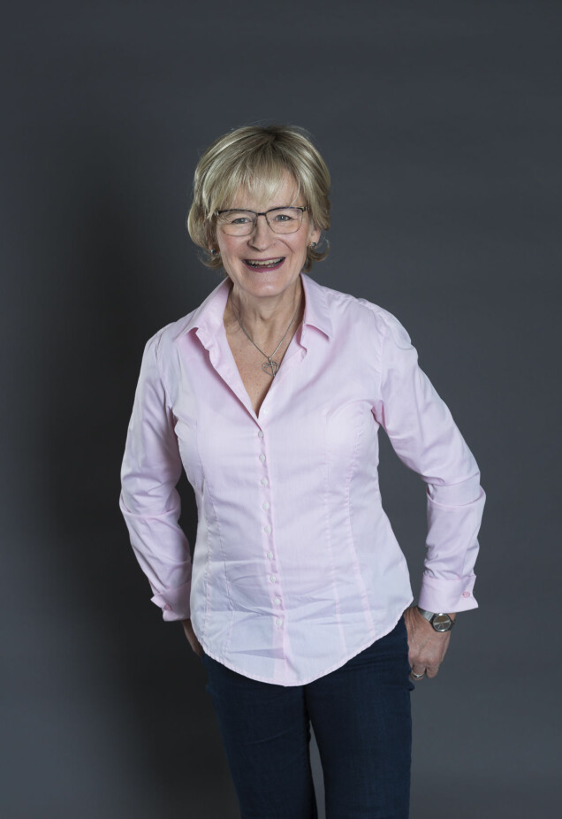 I dag skriver Ann-Christine på sin självbiografi, som enligt plan kommer ut nästa år. I dag skriver Ann-Christine på sin självbiografi, som enligt plan kommer ut nästa år.