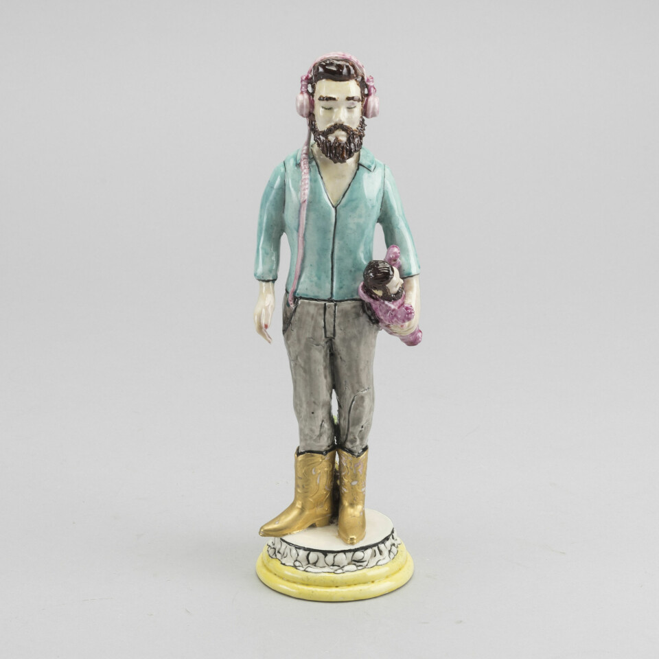 Modern man. Figurin av Alexander Tallén. Modern man. Figurin av Alexander Tallén.