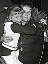 Astrid Lindgren och Inger Nilsson kramas under inspelningen av På rymmen med Pippi Långstrump.
