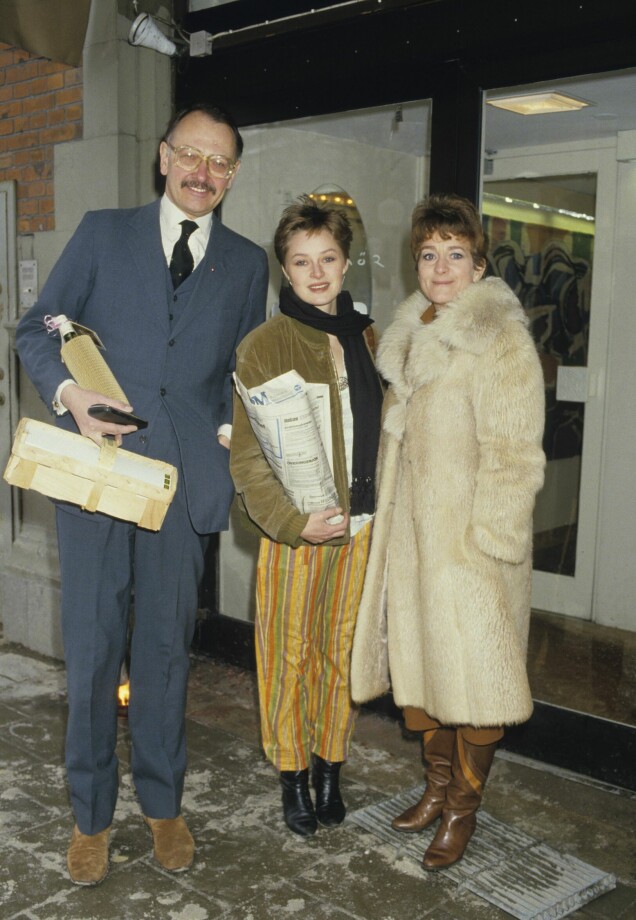 Siw Malmkvist med dotter Tove och sambo Fredrik Ohlsson 1986Dia 1848 Siw Malmkvist med dotter Tove och sambo Fredrik Ohlsson 1986Dia 1848