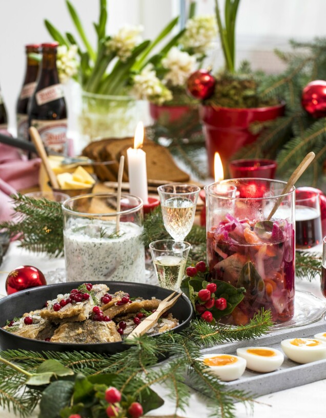 Lägg upp lagom på tallriken så slipper du slänga mat – och minskar matsvinnet. Lägg upp lagom på tallriken så slipper du slänga mat – och minskar matsvinnet.