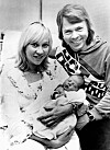 Agneta och Björn med lille Christian 1977.