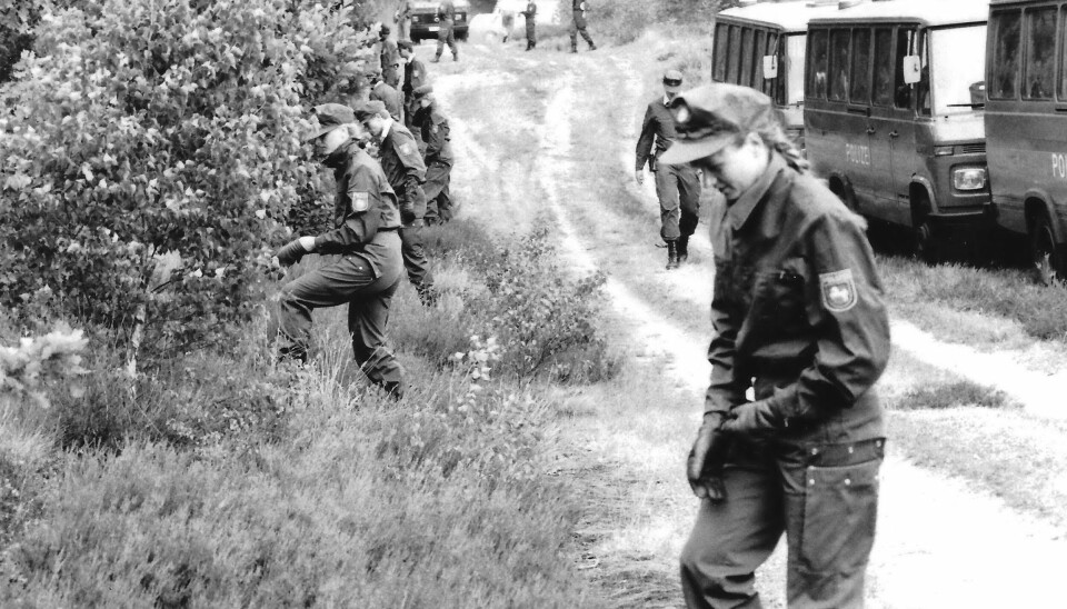 Sökinsats efter dubbelmorden i Göhrde sommaren 1989. Sökinsats efter dubbelmorden i Göhrde sommaren 1989.