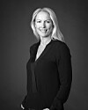 Camilla Behrer, specialist på design & modernt konsthantverk på Bukowskis i Stockholm.