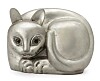 Svenskt Tenns grundare Estrid Ericson formgav katten i tenn med ögon av glas 1960. Höjd 9,5cm. Klubbat pris 7595 kr, Bukowskis.