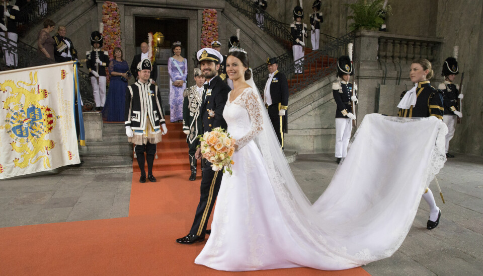 Sofia och Carl Philip blev man och hustru 2015. Sofia och Carl Philip blev man och hustru 2015.