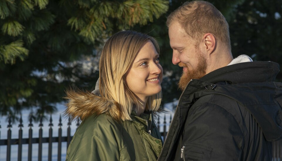 Malin stukade foten och blev mörbultad i fallet och Daniel klarade sig helt oskadd. Malin stukade foten och blev mörbultad i fallet och Daniel klarade sig helt oskadd.